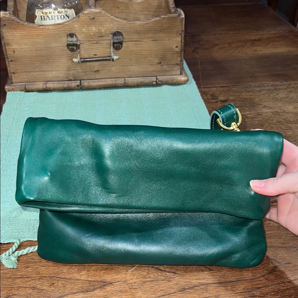 Sseko Retired Fold Over Leather Crossbody Bag in Agave Green - Picture 5 of 8